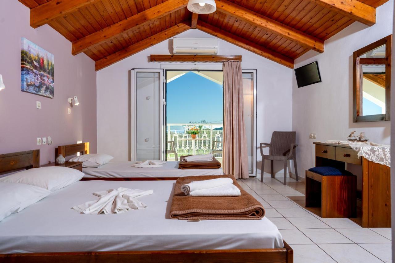 Antonis Apartments Каламакі Екстер'єр фото